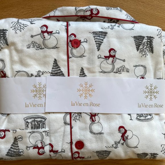 La Vie en Rose Flannel Pajama Set - Picture 2 of 3